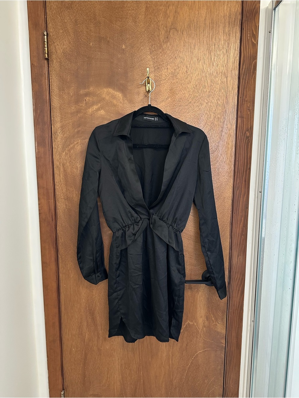 Satin PrettyLittleThing Black Dress